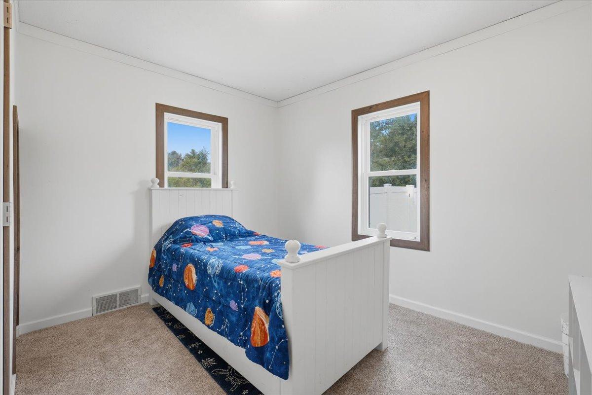 825 1st Avenue Property Photo 14
