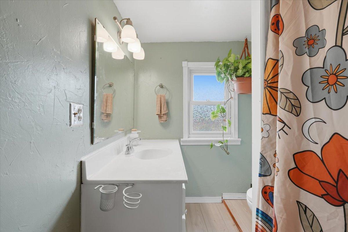 825 1st Avenue Property Photo 15