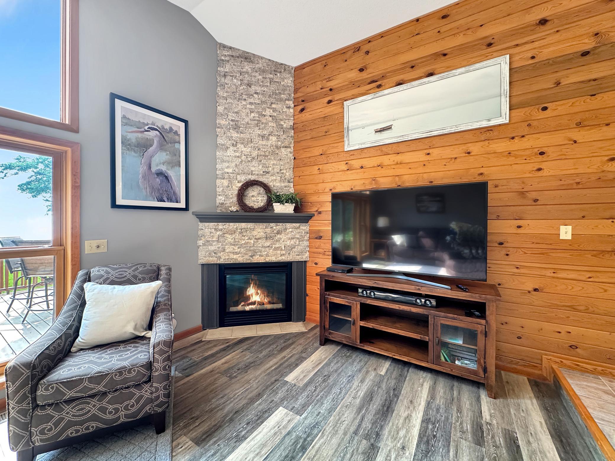 16960 Skyview Drive Nw Property Photo 10