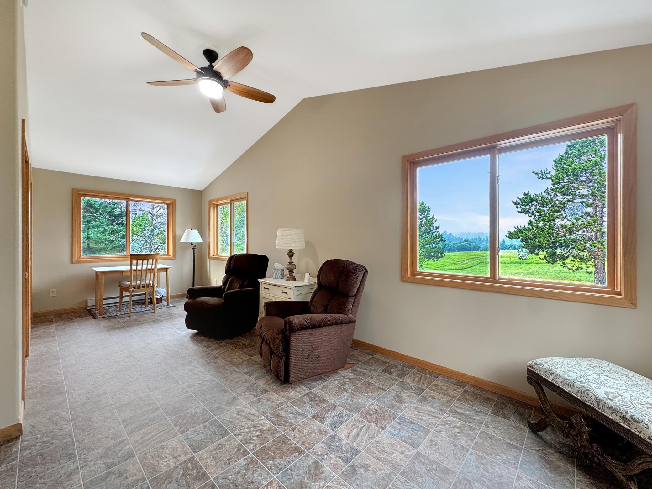 16960 Skyview Drive Nw Property Photo 32