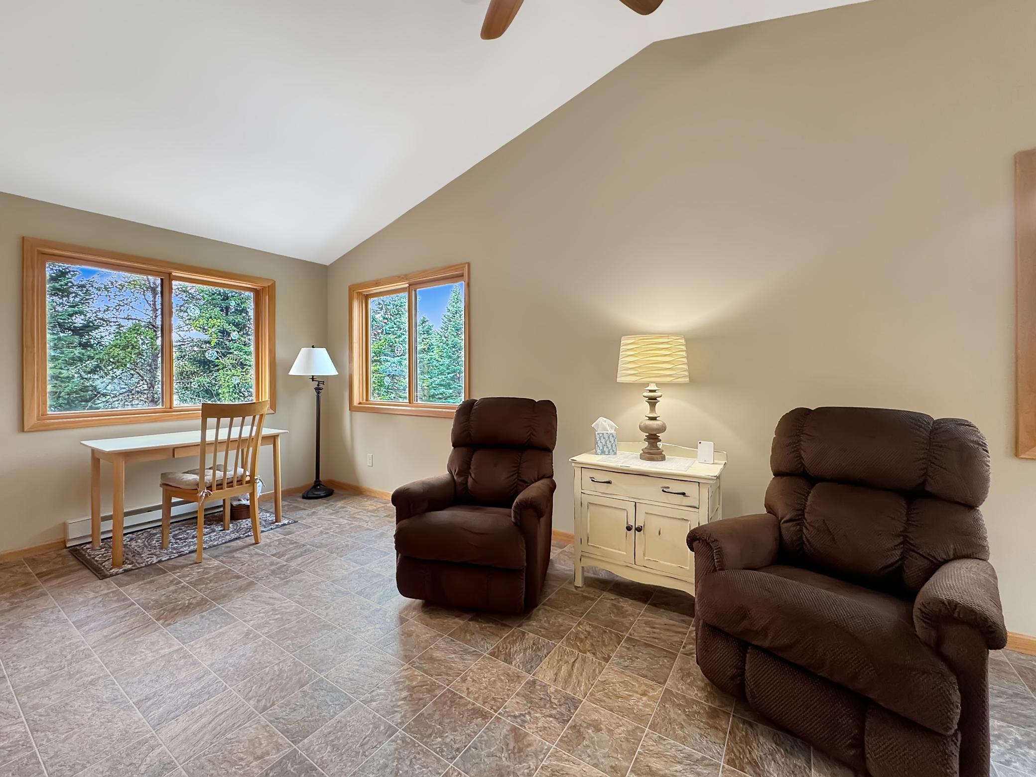 16960 Skyview Drive Nw Property Photo 34