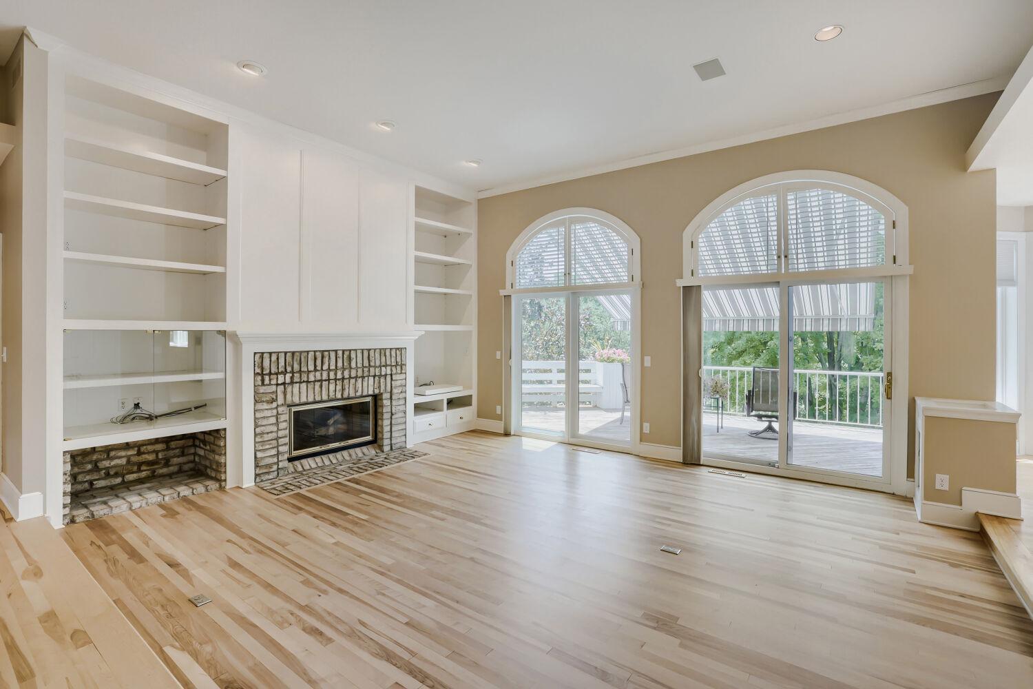 7170 Kenmare Drive Property Photo 11
