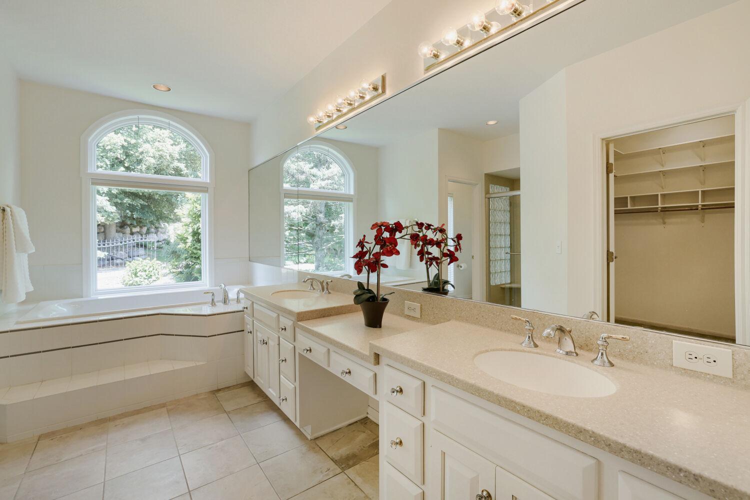 7170 Kenmare Drive Property Photo 33