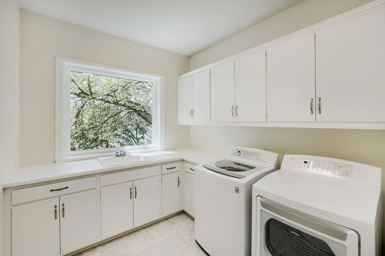 7170 Kenmare Drive Property Photo 37
