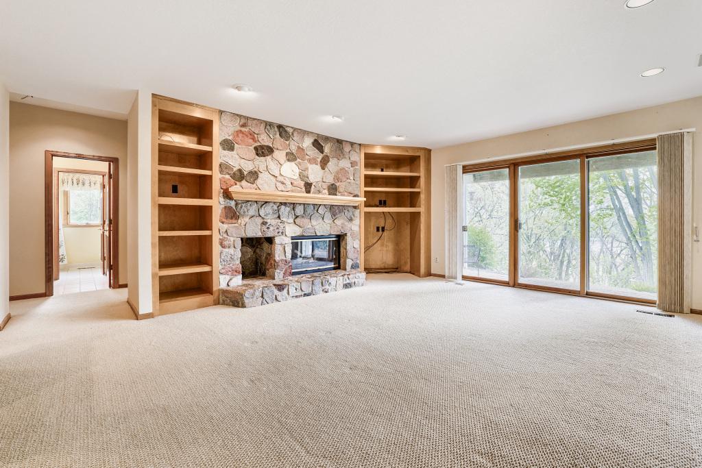 7170 Kenmare Drive Property Photo 43