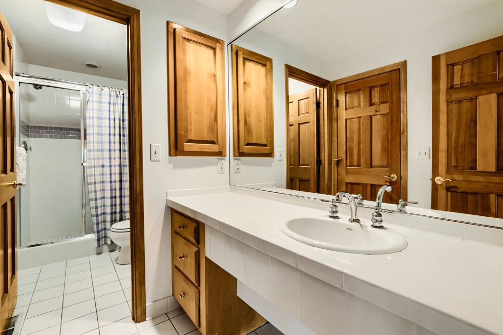 7170 Kenmare Drive Property Photo 51