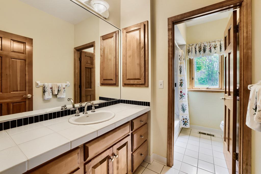 7170 Kenmare Drive Property Photo 52