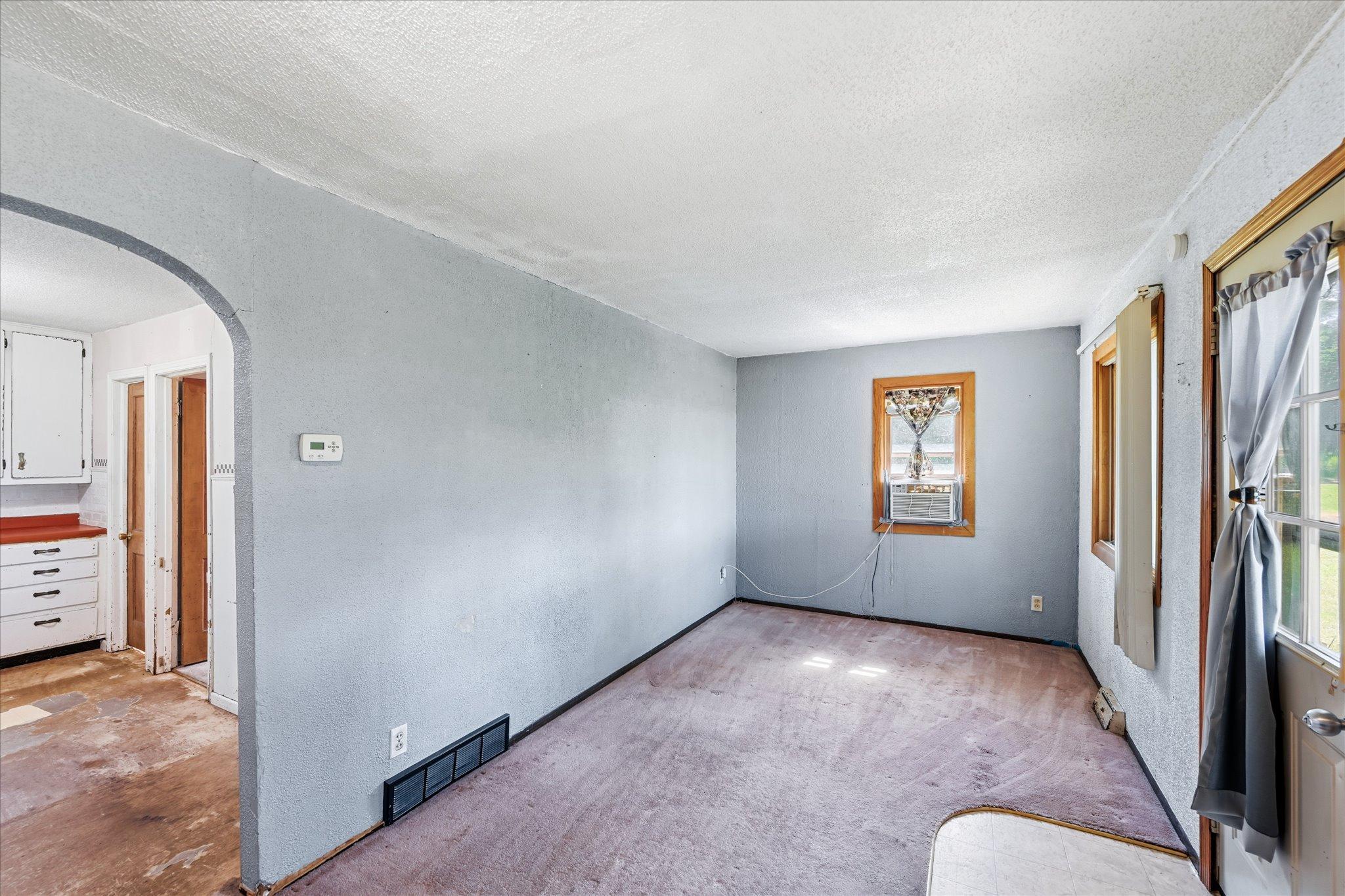 12212 283rd Avenue Property Photo 6