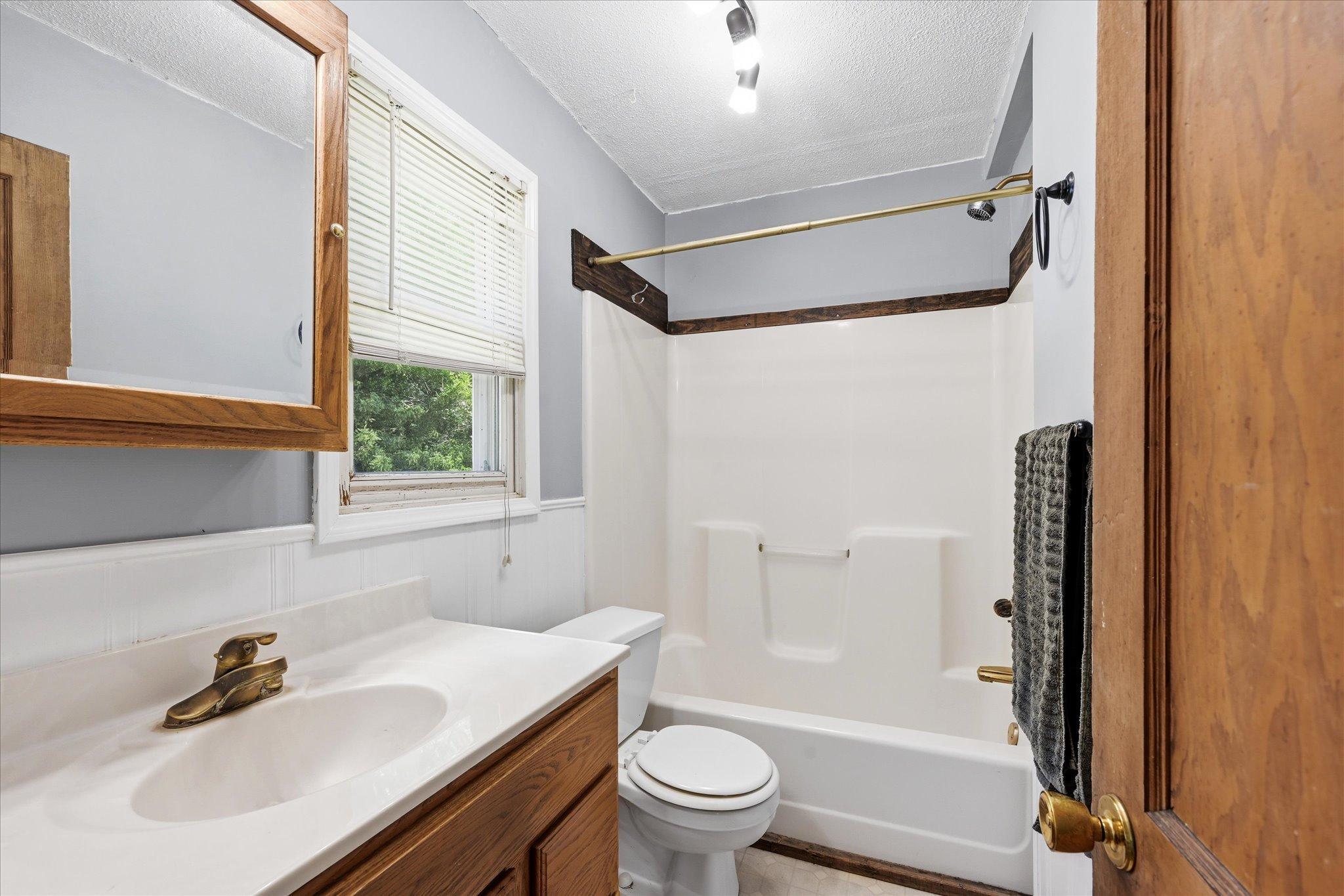 12212 283rd Avenue Property Photo 11
