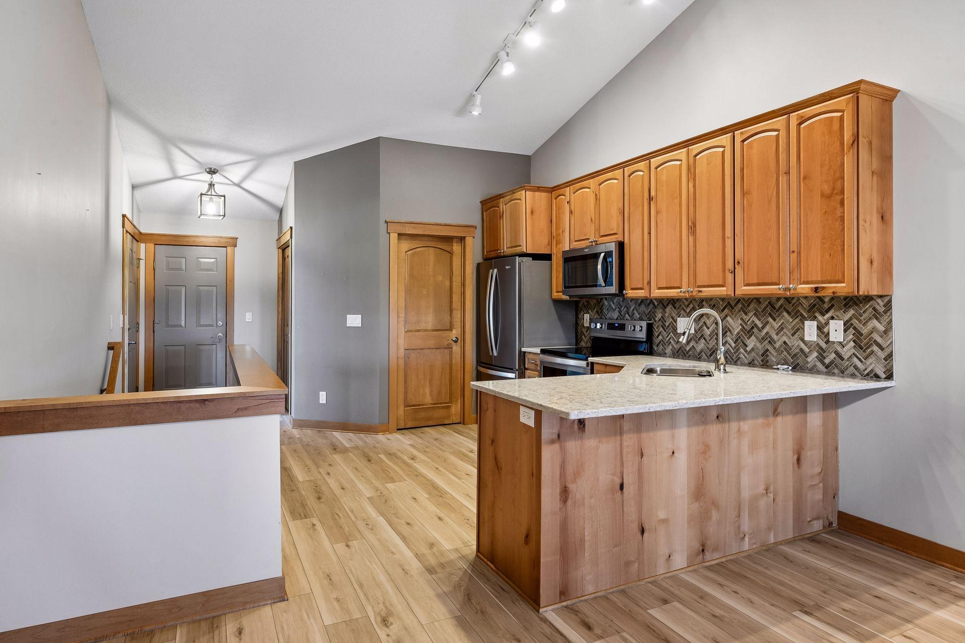 1851 Lakeridge Way Property Photo 11