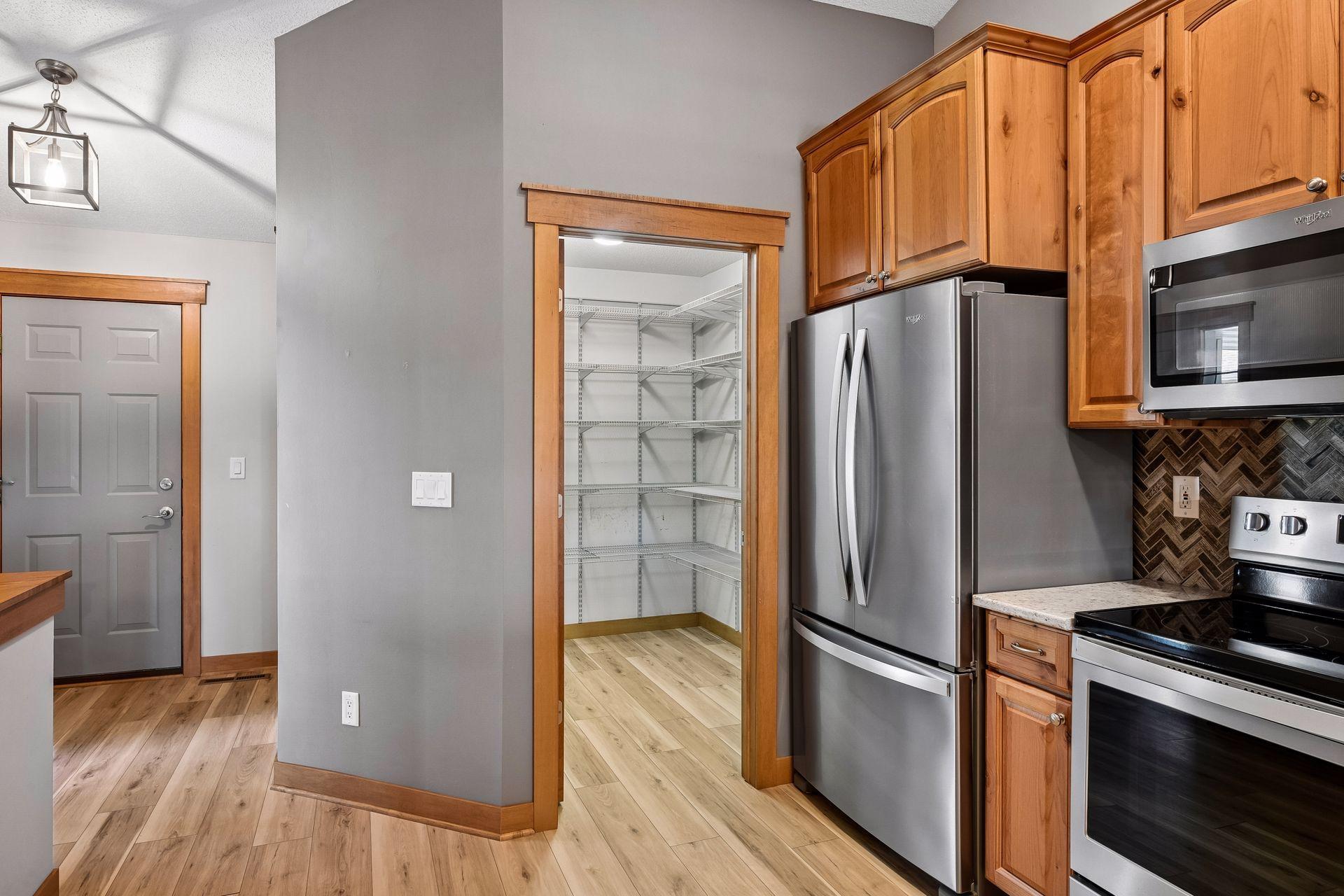 1851 Lakeridge Way Property Photo 14