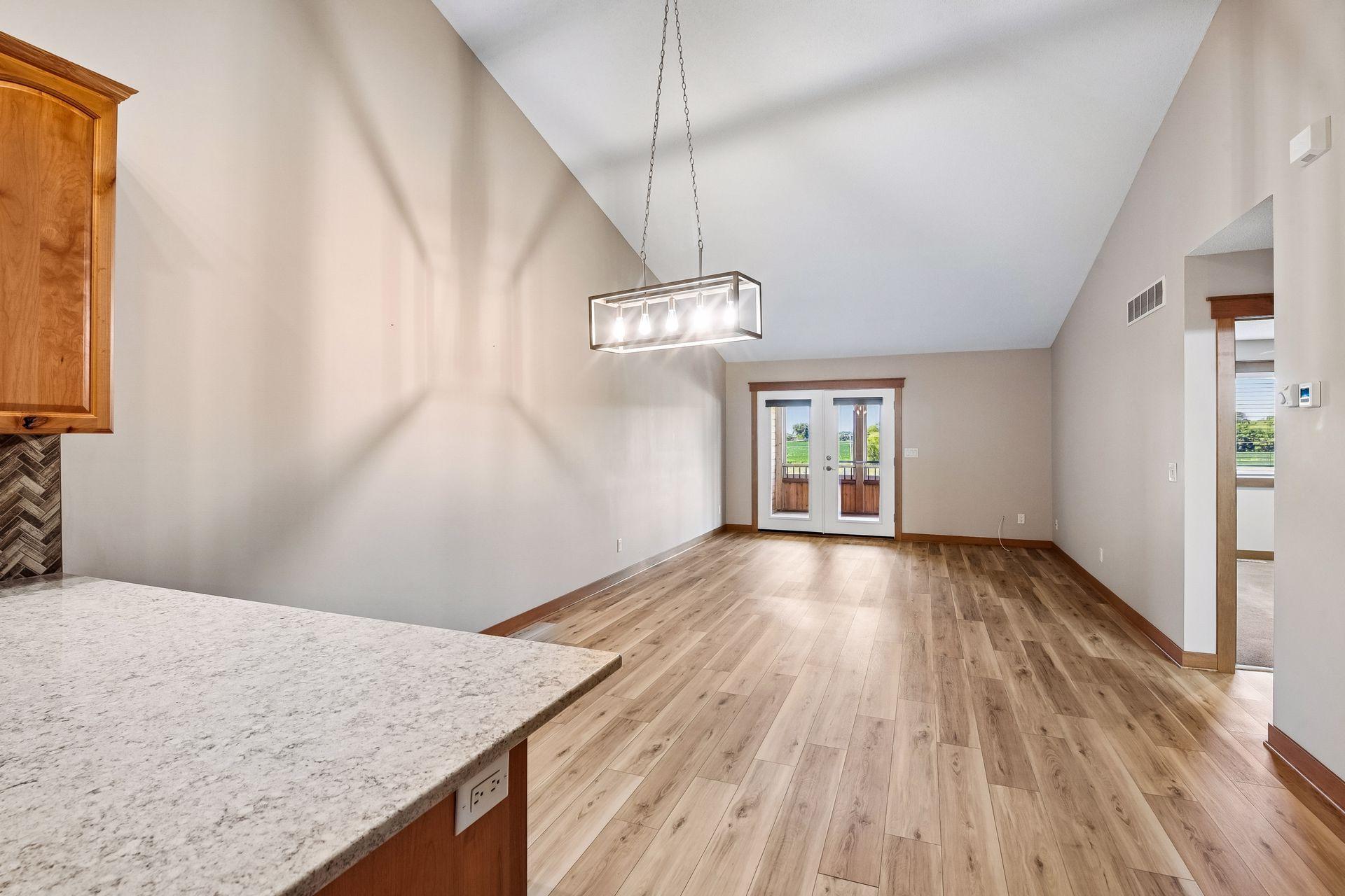 1851 Lakeridge Way Property Photo 15
