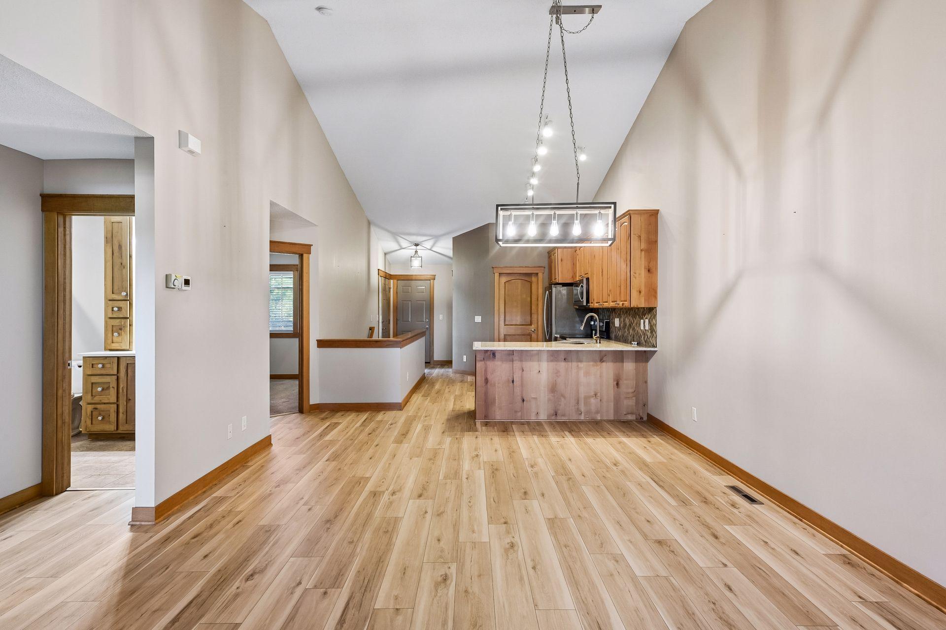 1851 Lakeridge Way Property Photo 18