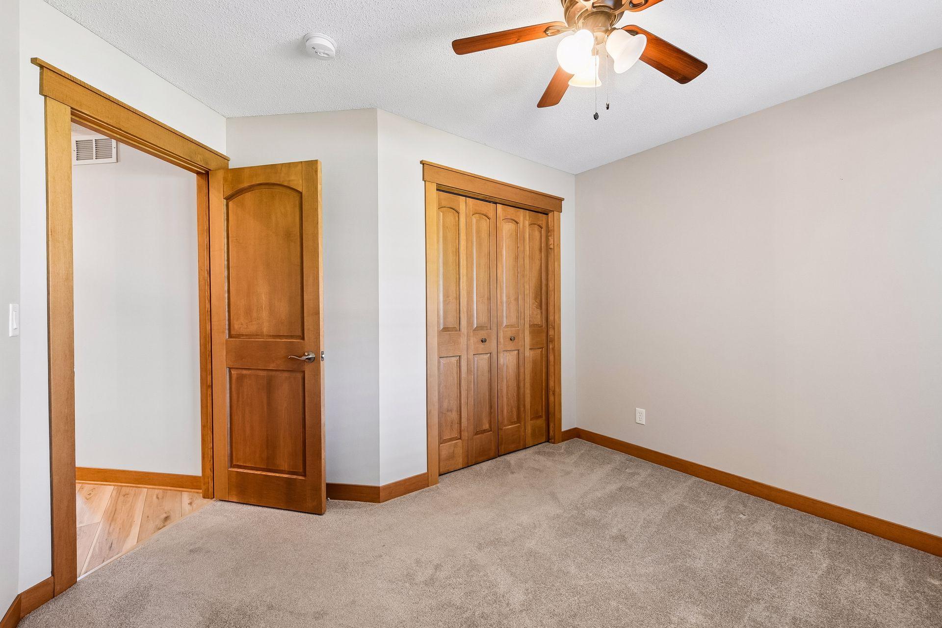 1851 Lakeridge Way Property Photo 27