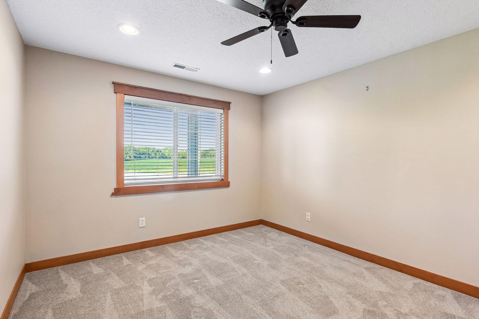 1851 Lakeridge Way Property Photo 31