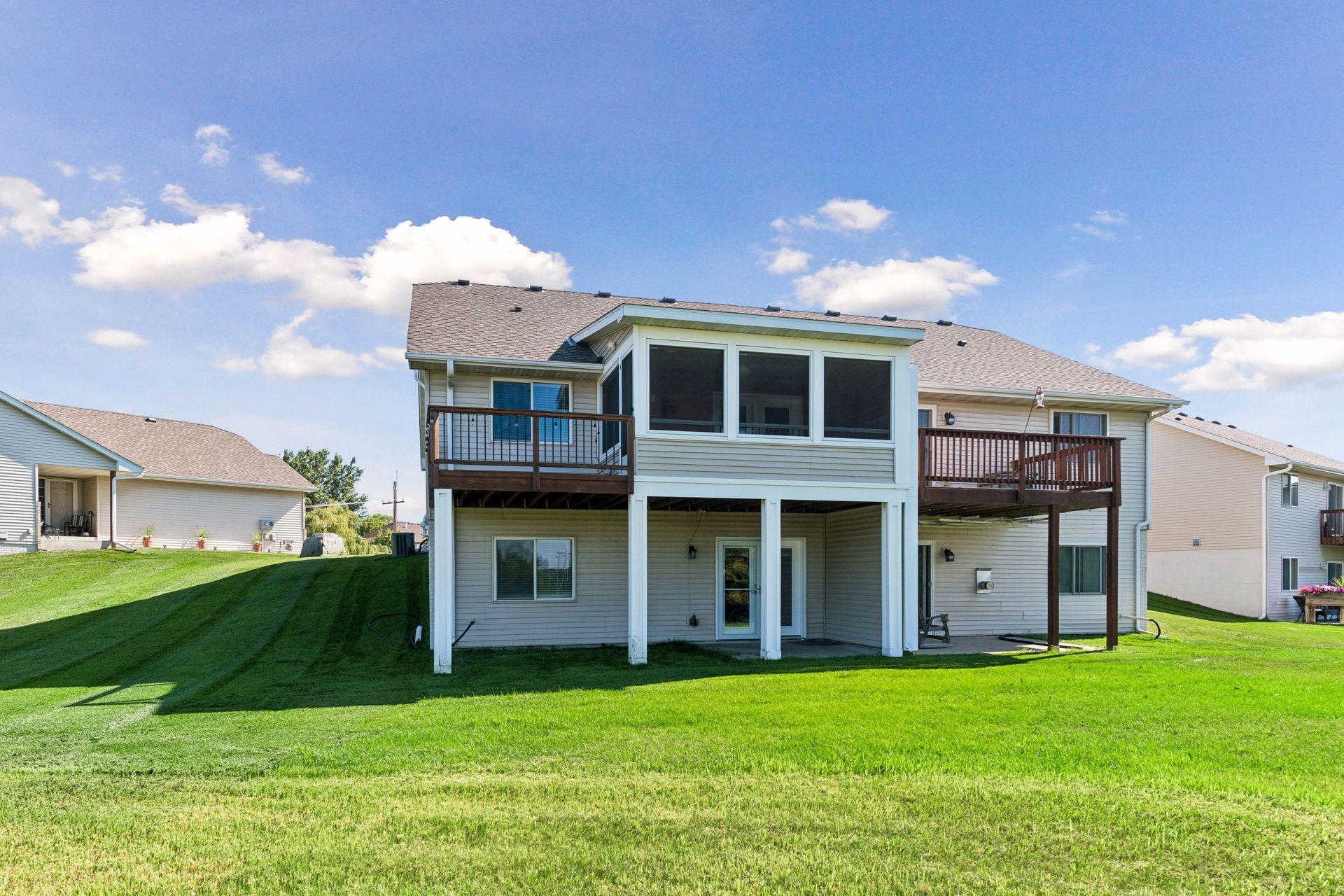 1851 Lakeridge Way Property Photo 37