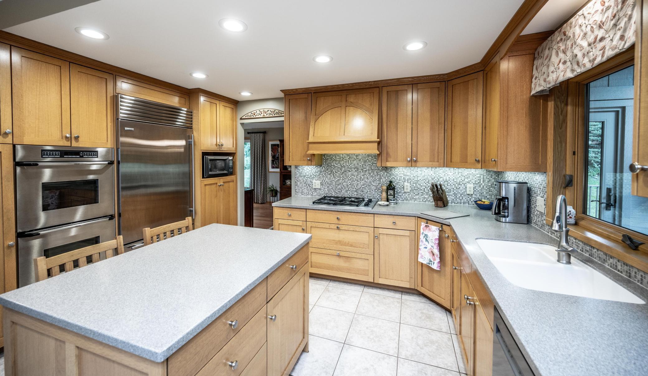 18425 Jamaica Path Property Photo 8