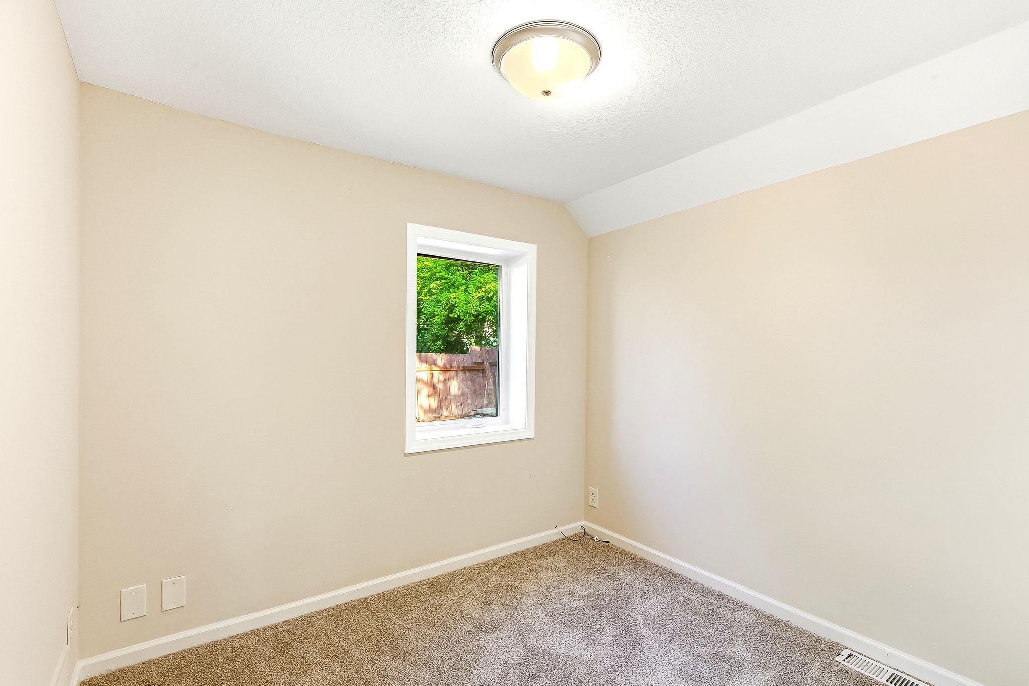 941 Cypress Street Property Photo 6
