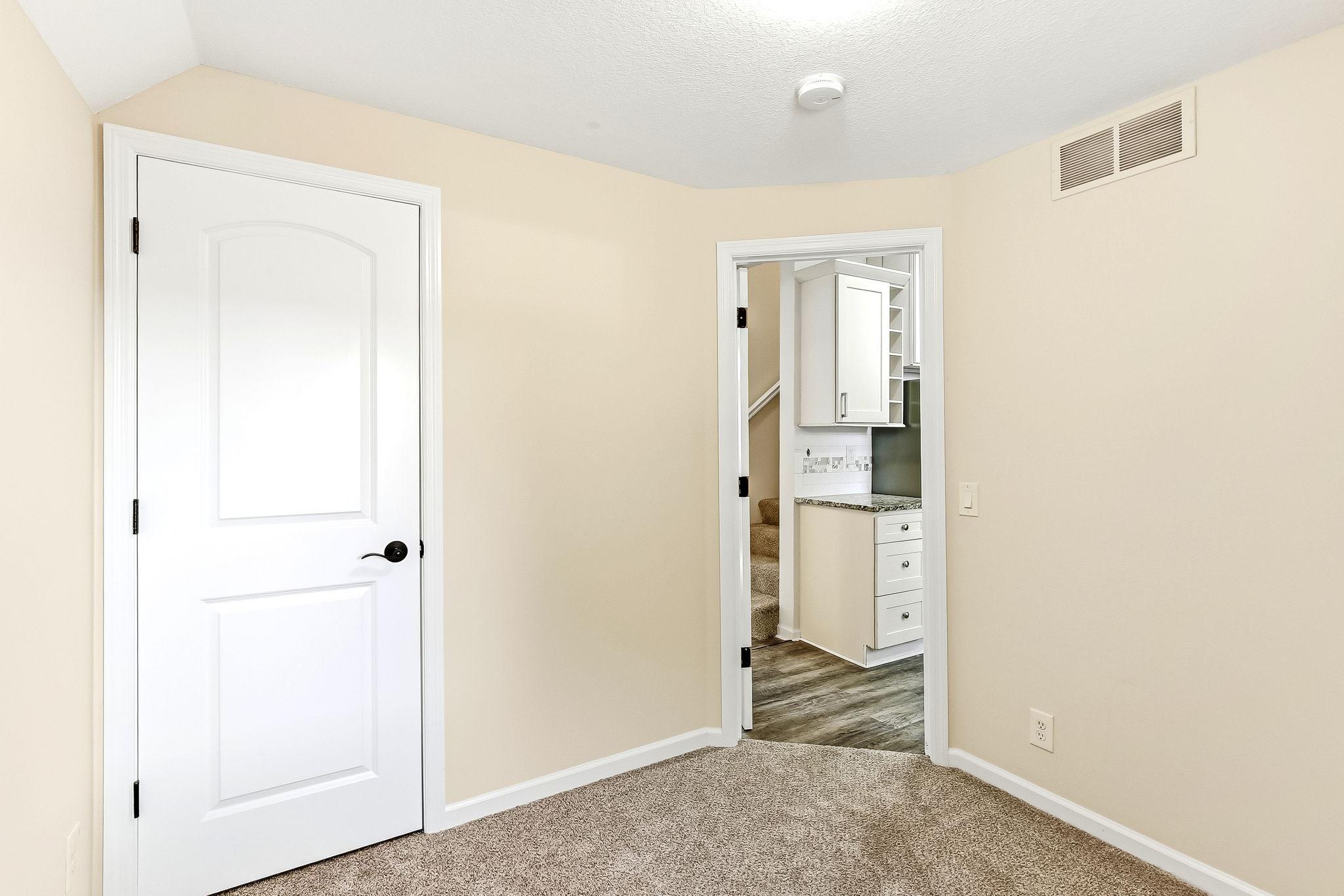 941 Cypress Street Property Photo 7