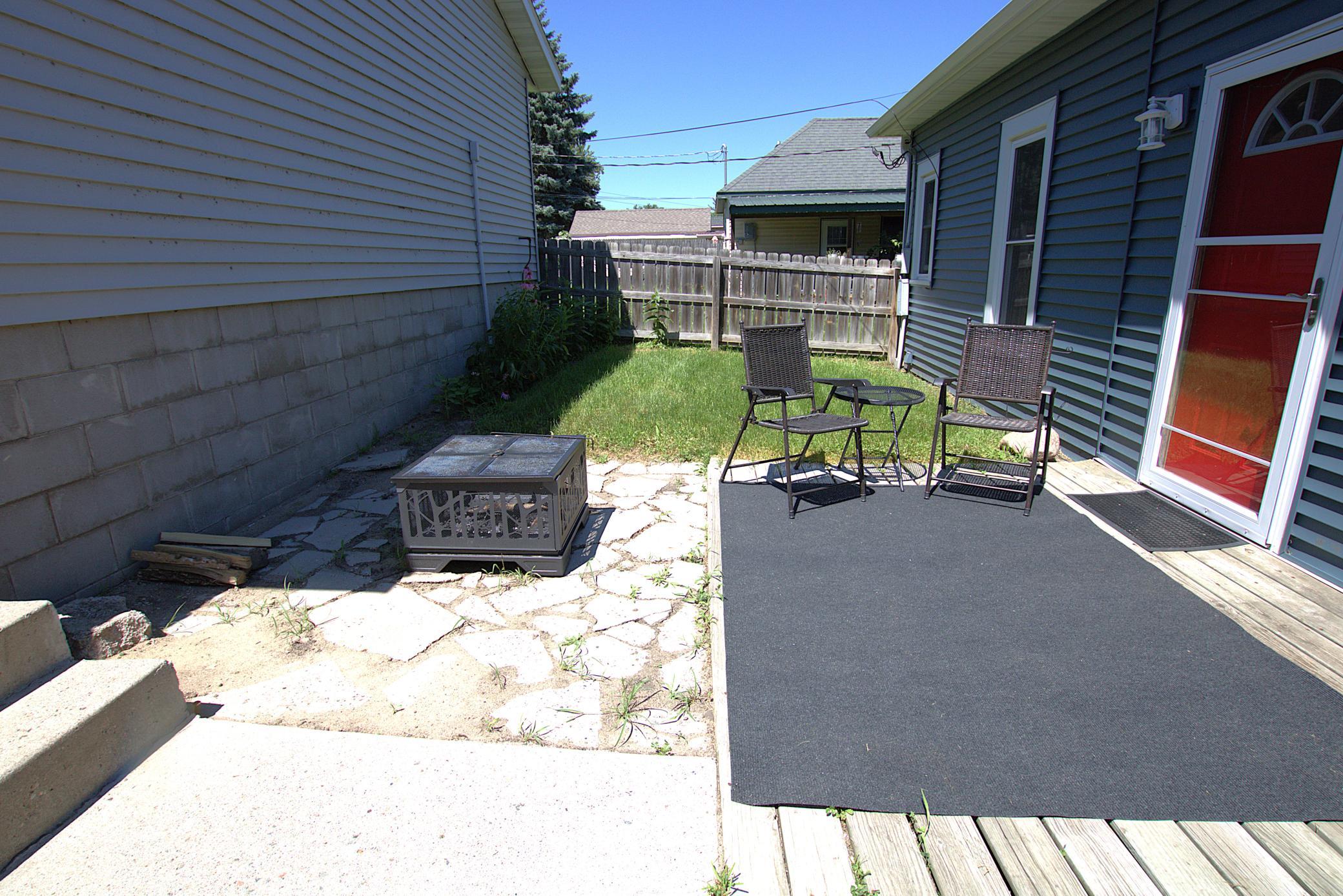 425 8th Street Ne Property Photo 6