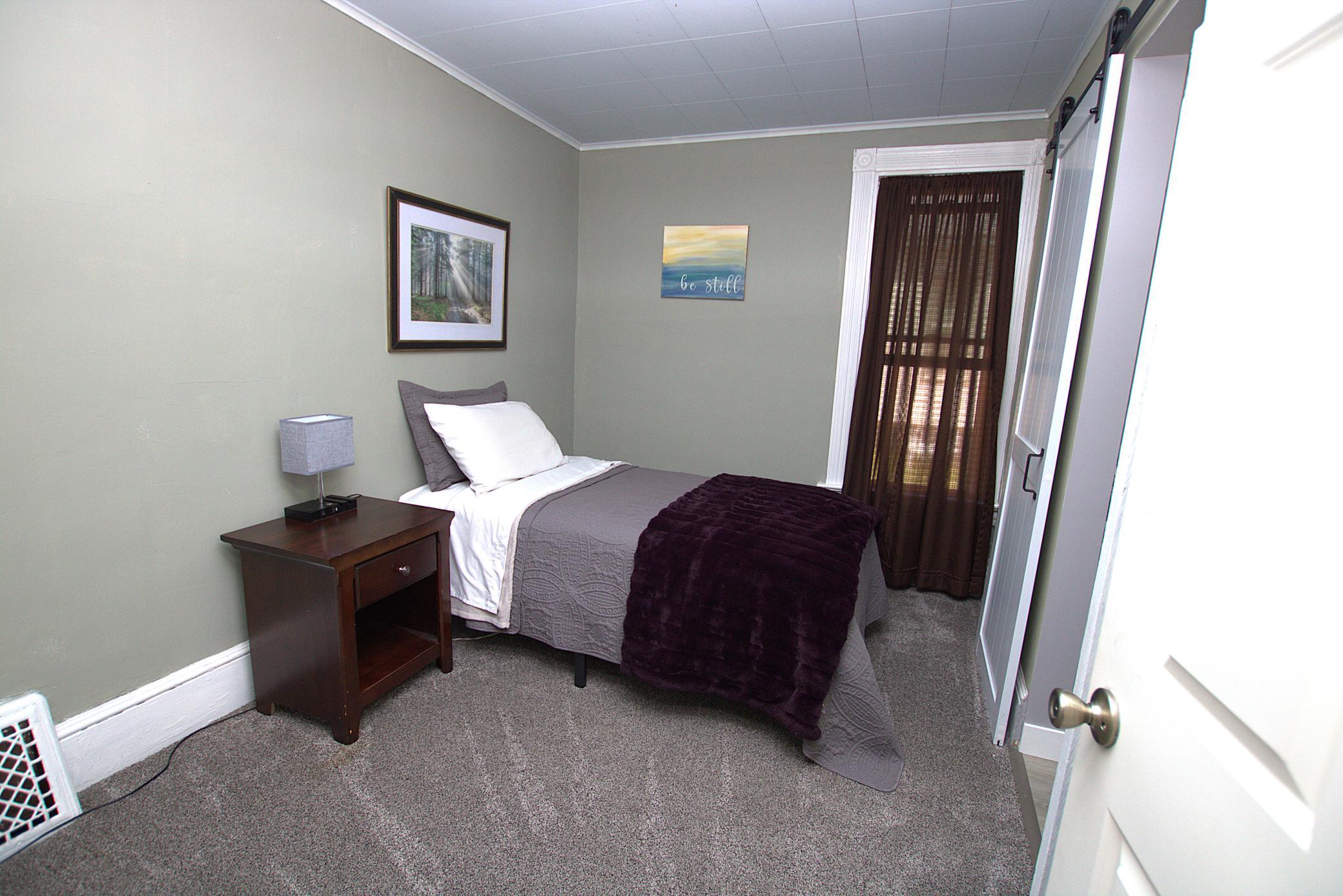 425 8th Street Ne Property Photo 16