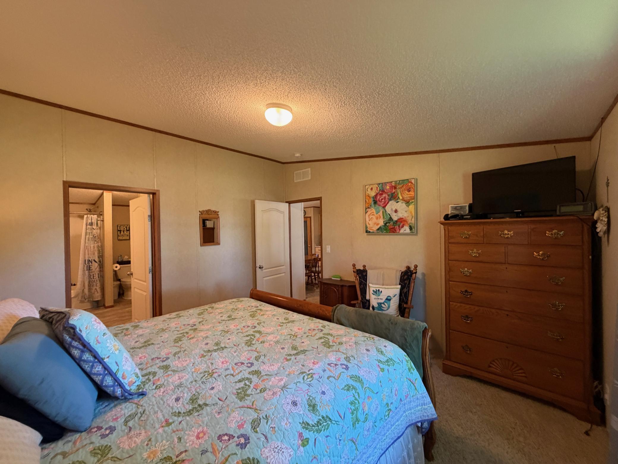 25 Pommier Lane Property Photo 5