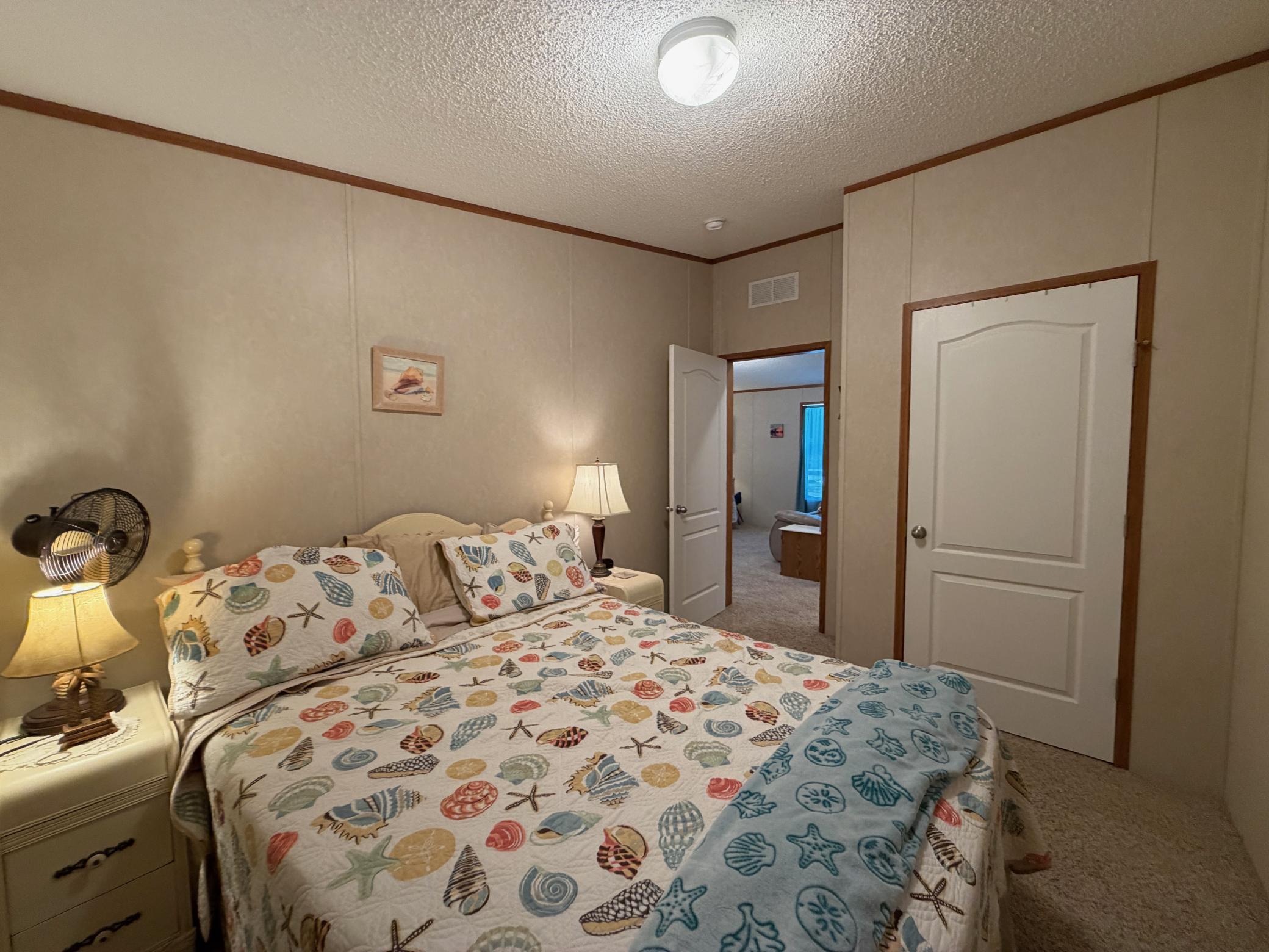 25 Pommier Lane Property Photo 15