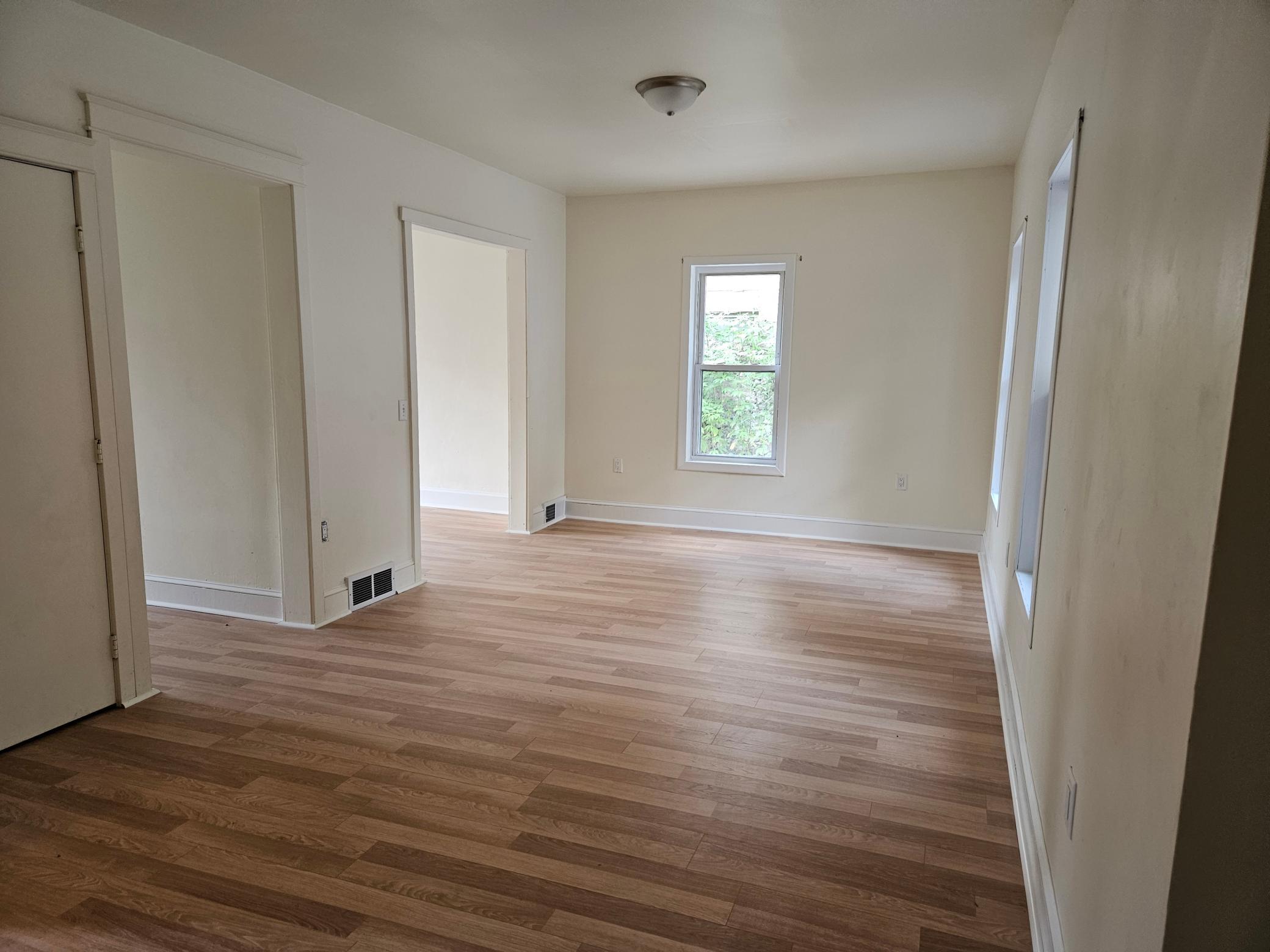 22 2nd Street Se Property Photo 4