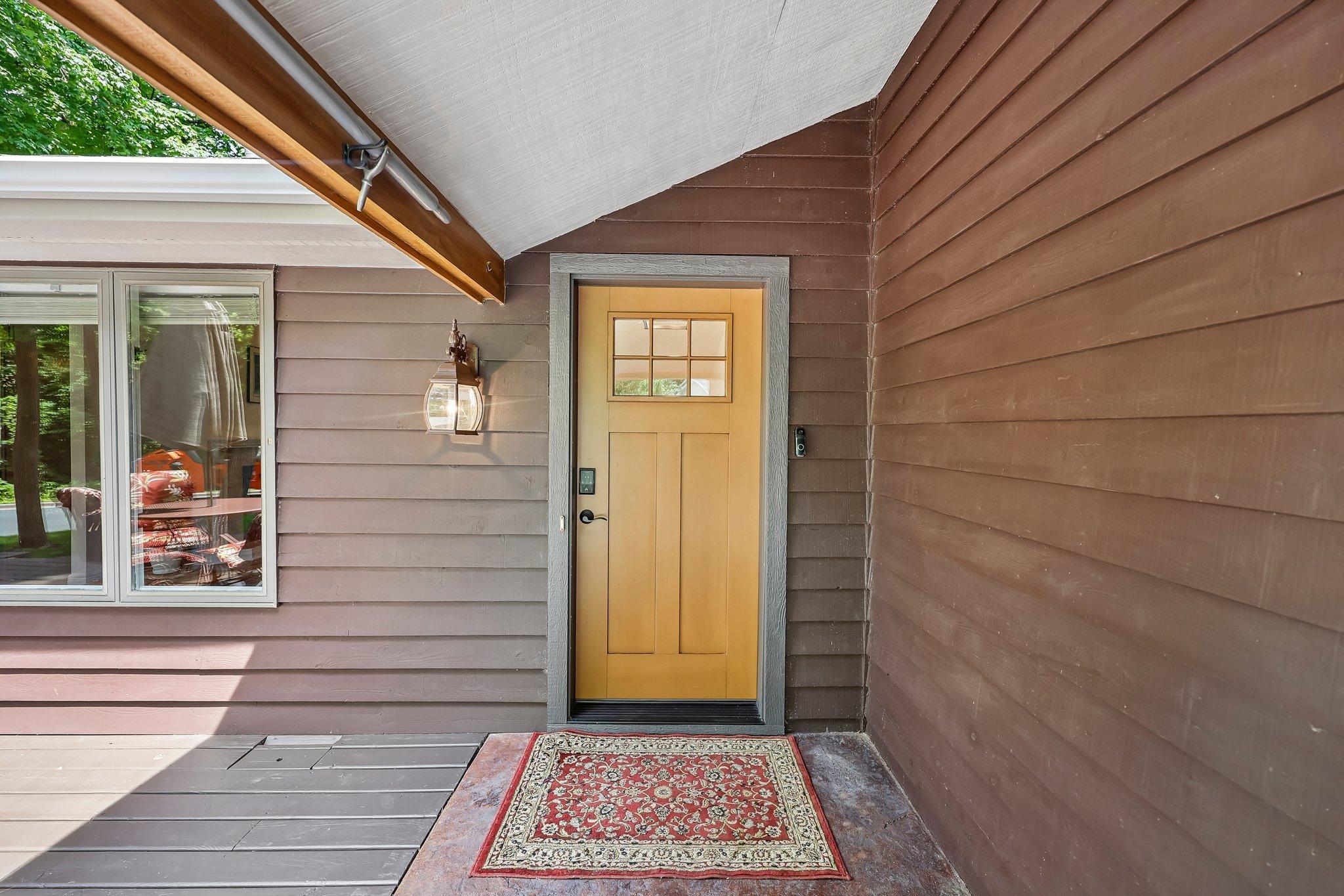 6074 Ridgewood Road Property Photo 4