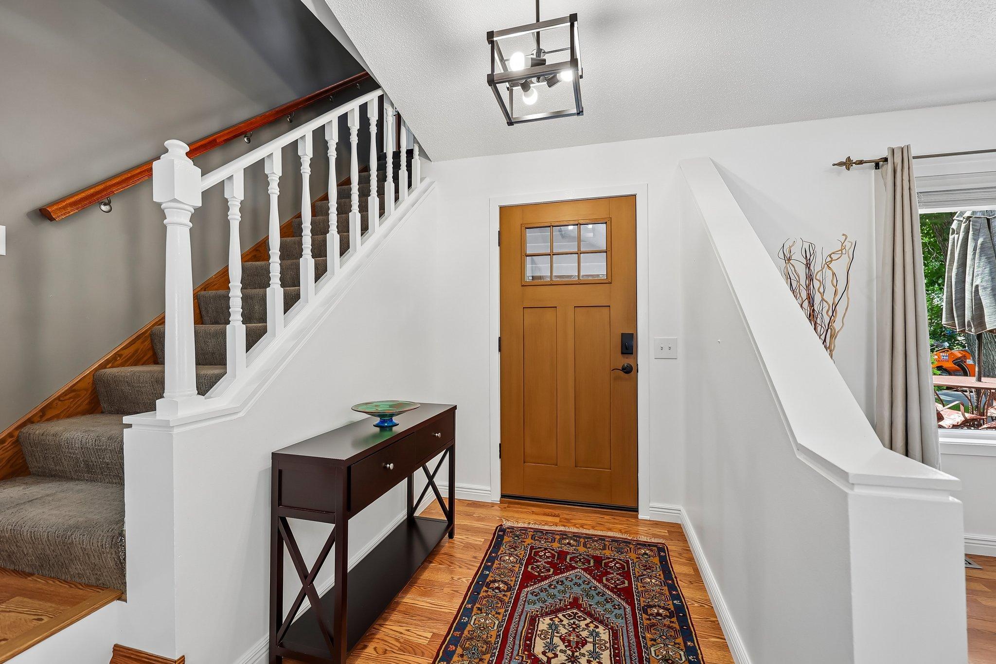 6074 Ridgewood Road Property Photo 6