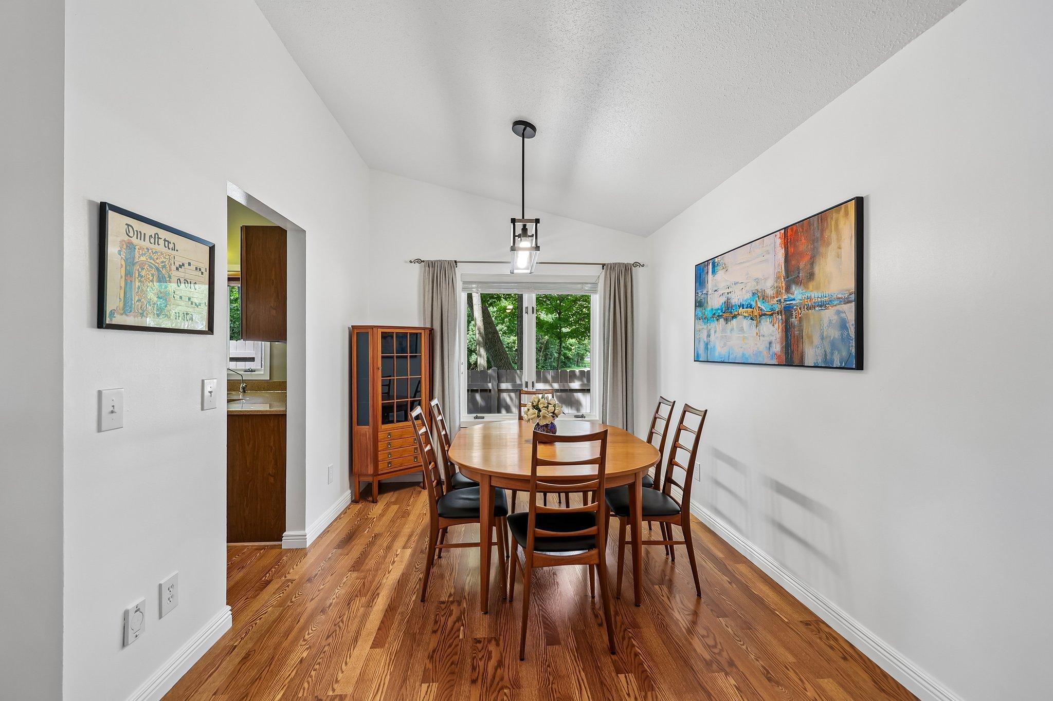 6074 Ridgewood Road Property Photo 16