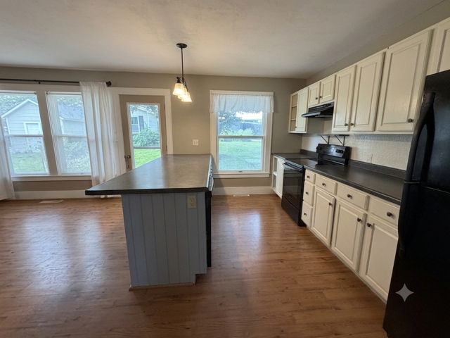 316 Newburg Avenue W Property Photo 9