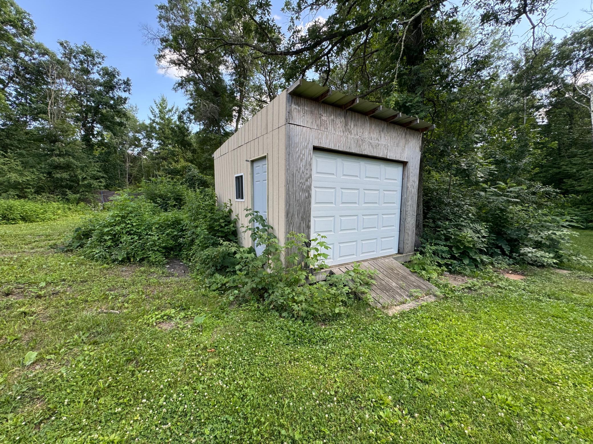 3953 Jackpine Road Property Photo 29