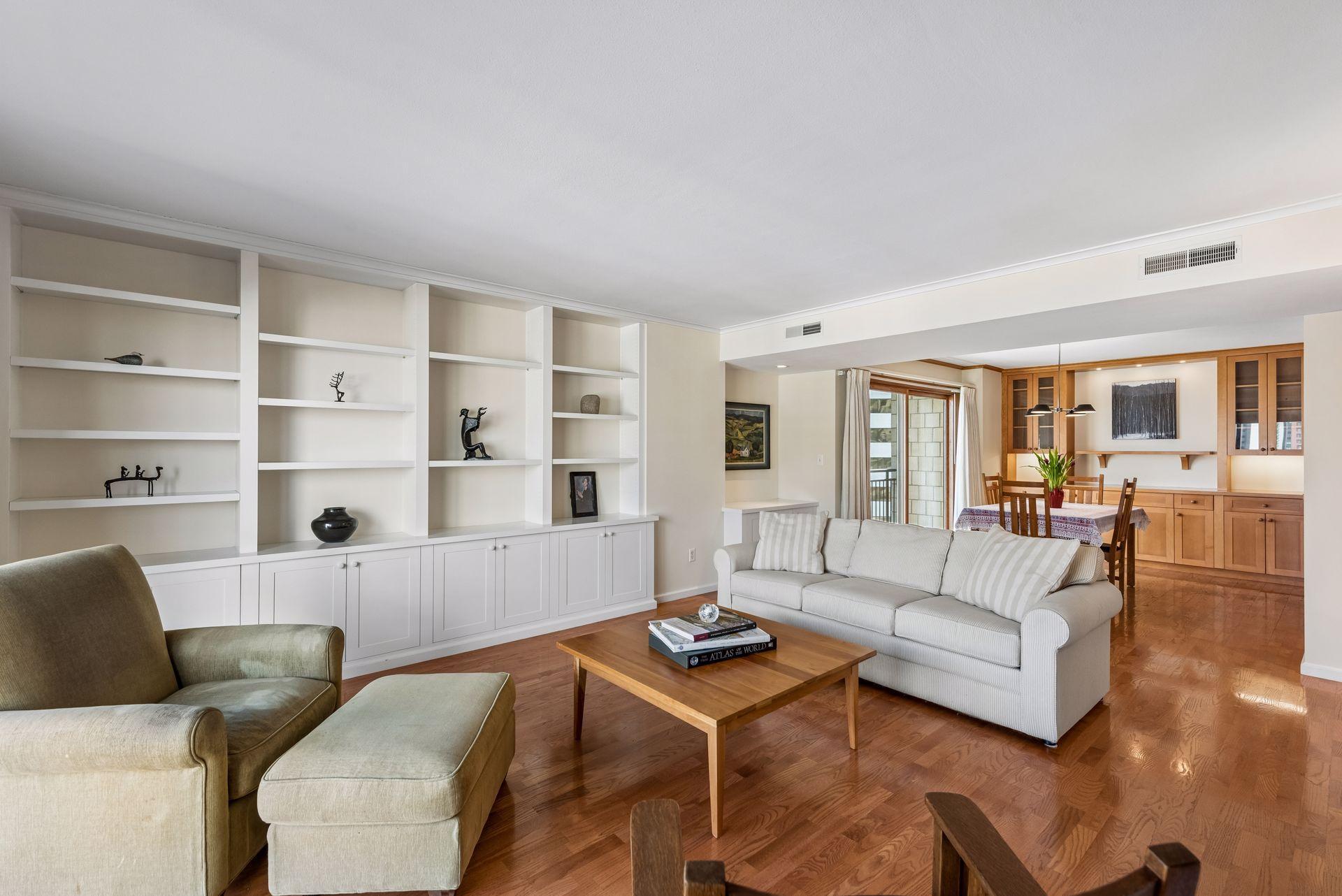 1225 Lasalle Avenue 1307 Property Photo 1