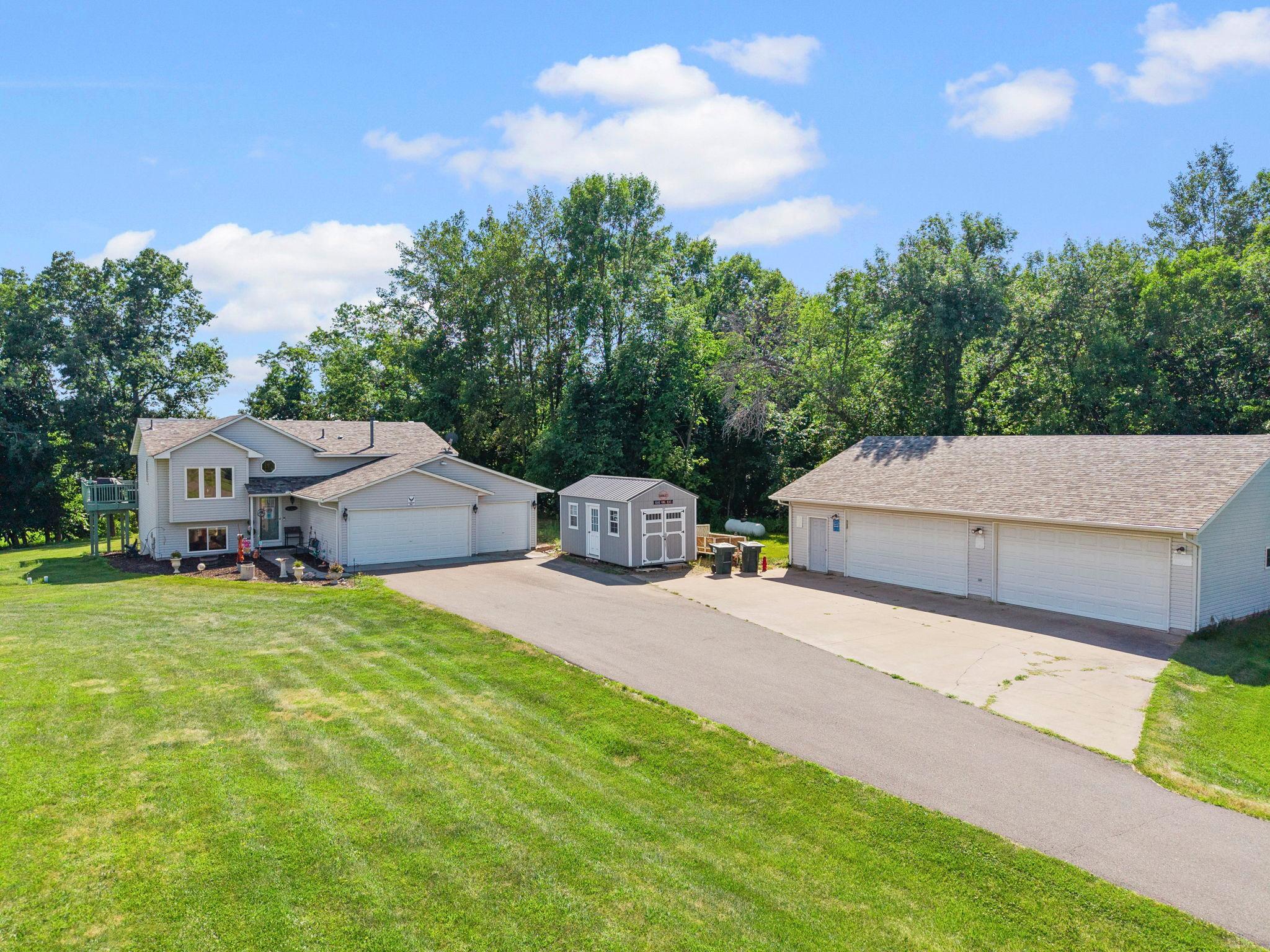 2223 Cedarbridge Court Property Photo 11