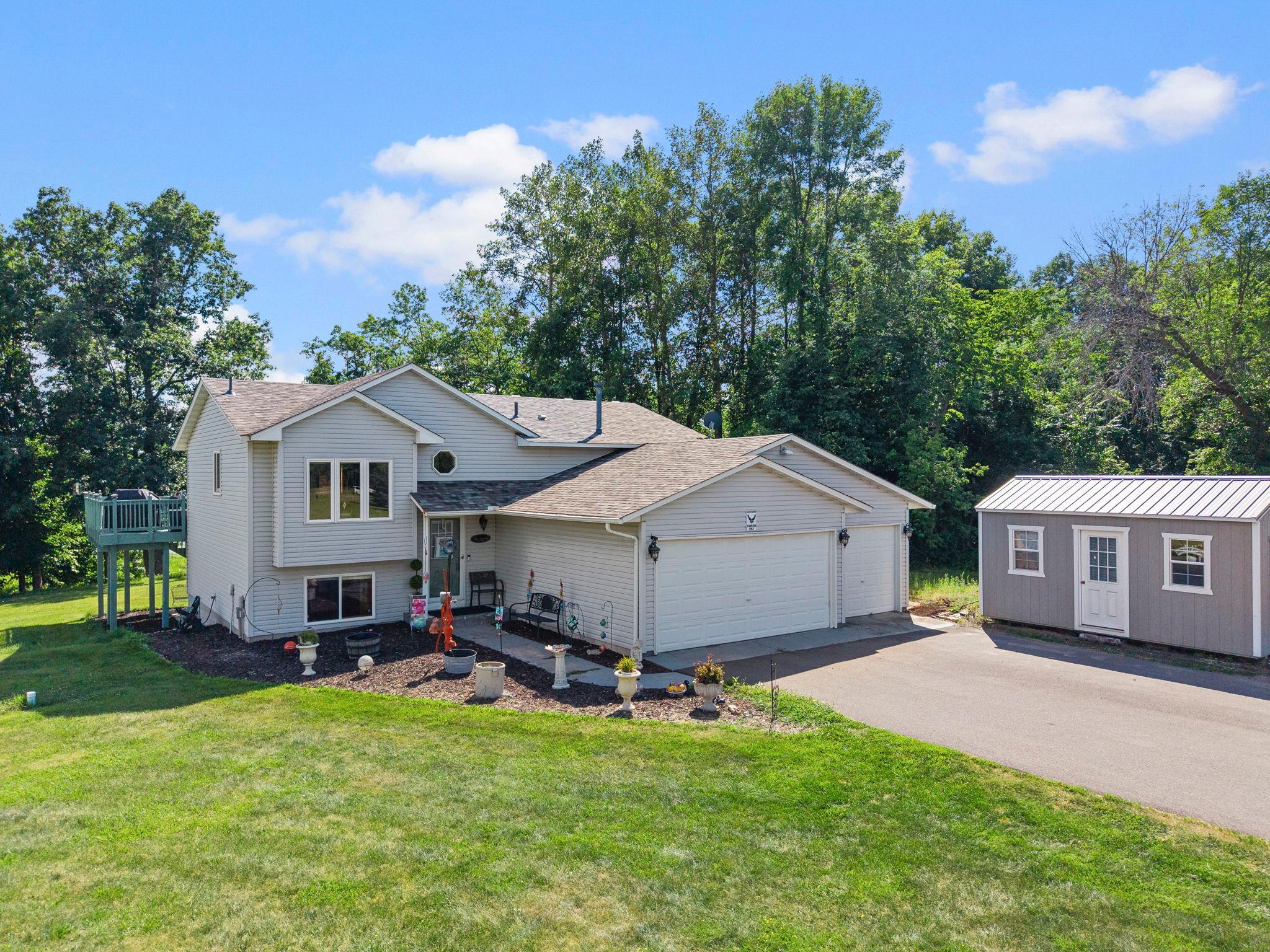 2223 Cedarbridge Court Property Photo 16