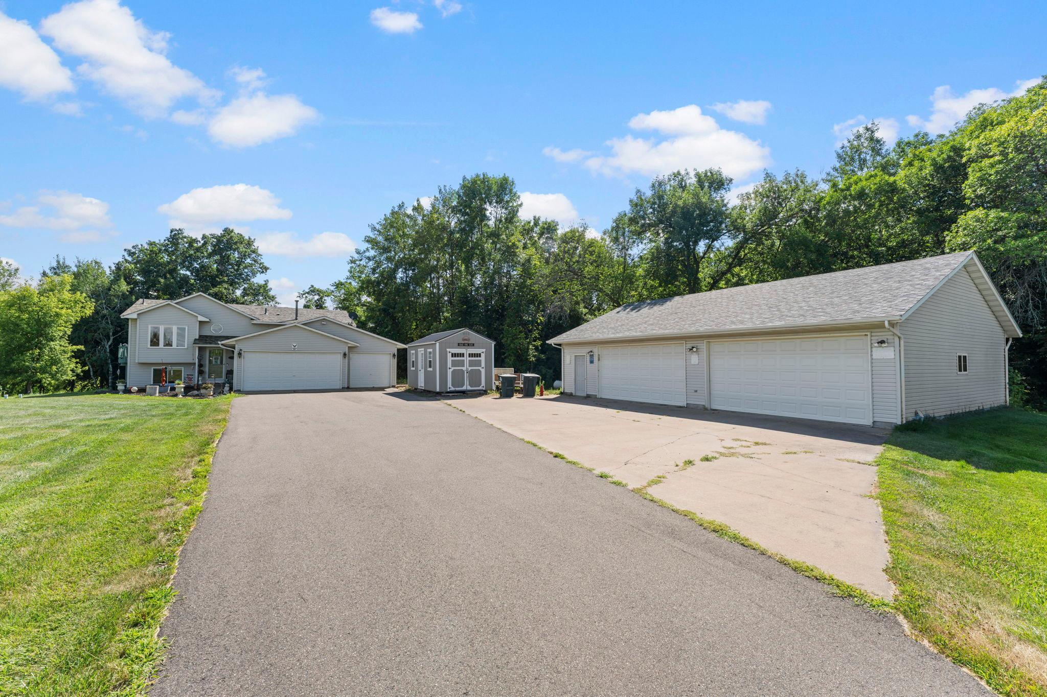 2223 Cedarbridge Court Property Photo 17