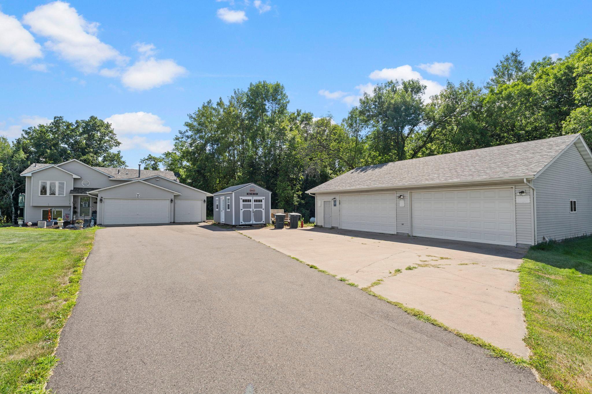 2223 Cedarbridge Court Property Photo 18