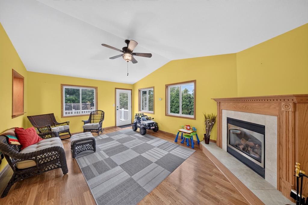 2011 50th Street Nw Property Photo 10