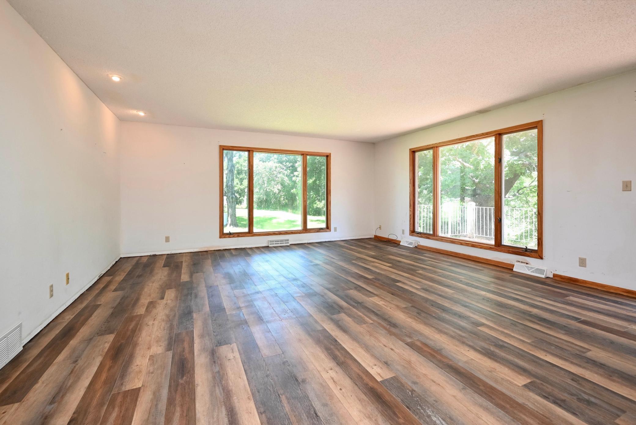 47 Marval Drive Property Photo 6