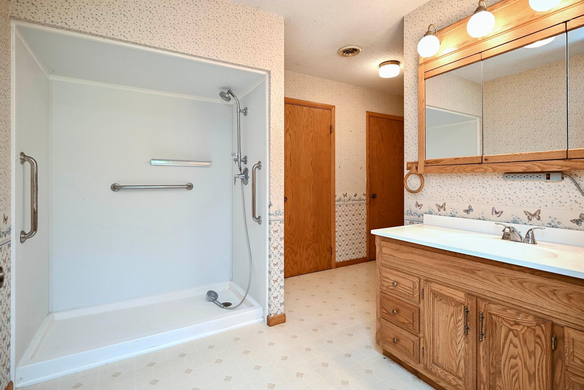 47 Marval Drive Property Photo 27