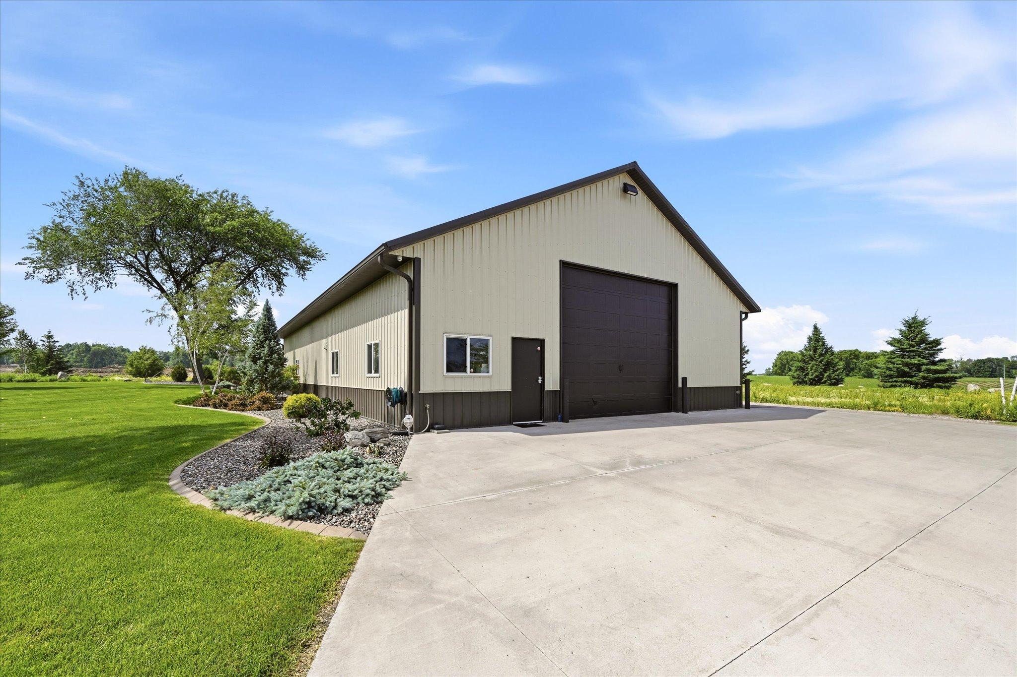 23915 Territorial Road Property Photo 67