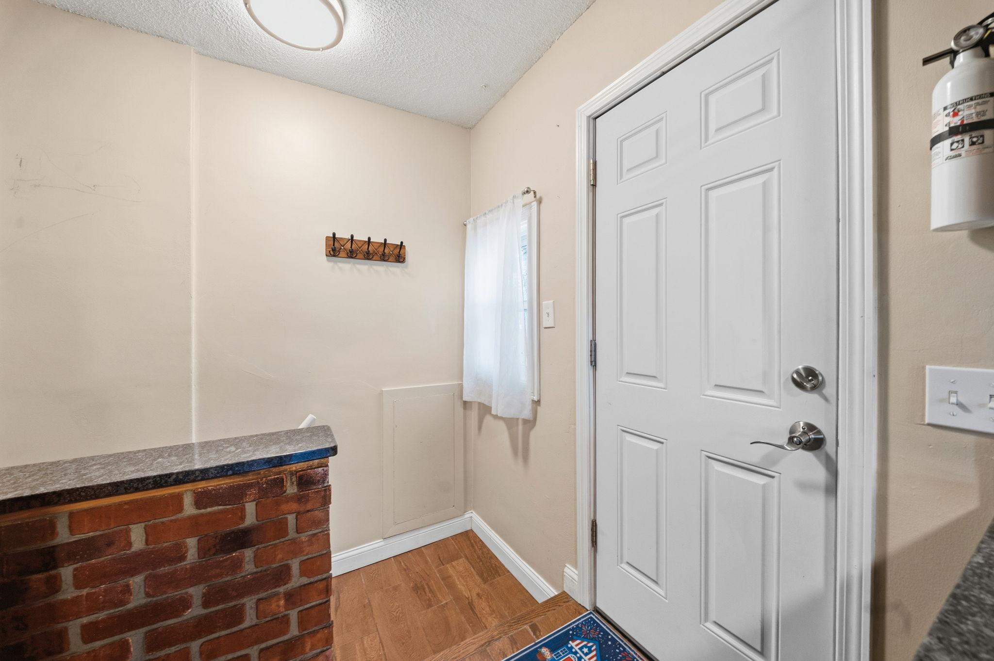 471 White Bear Avenue N Property Photo 17