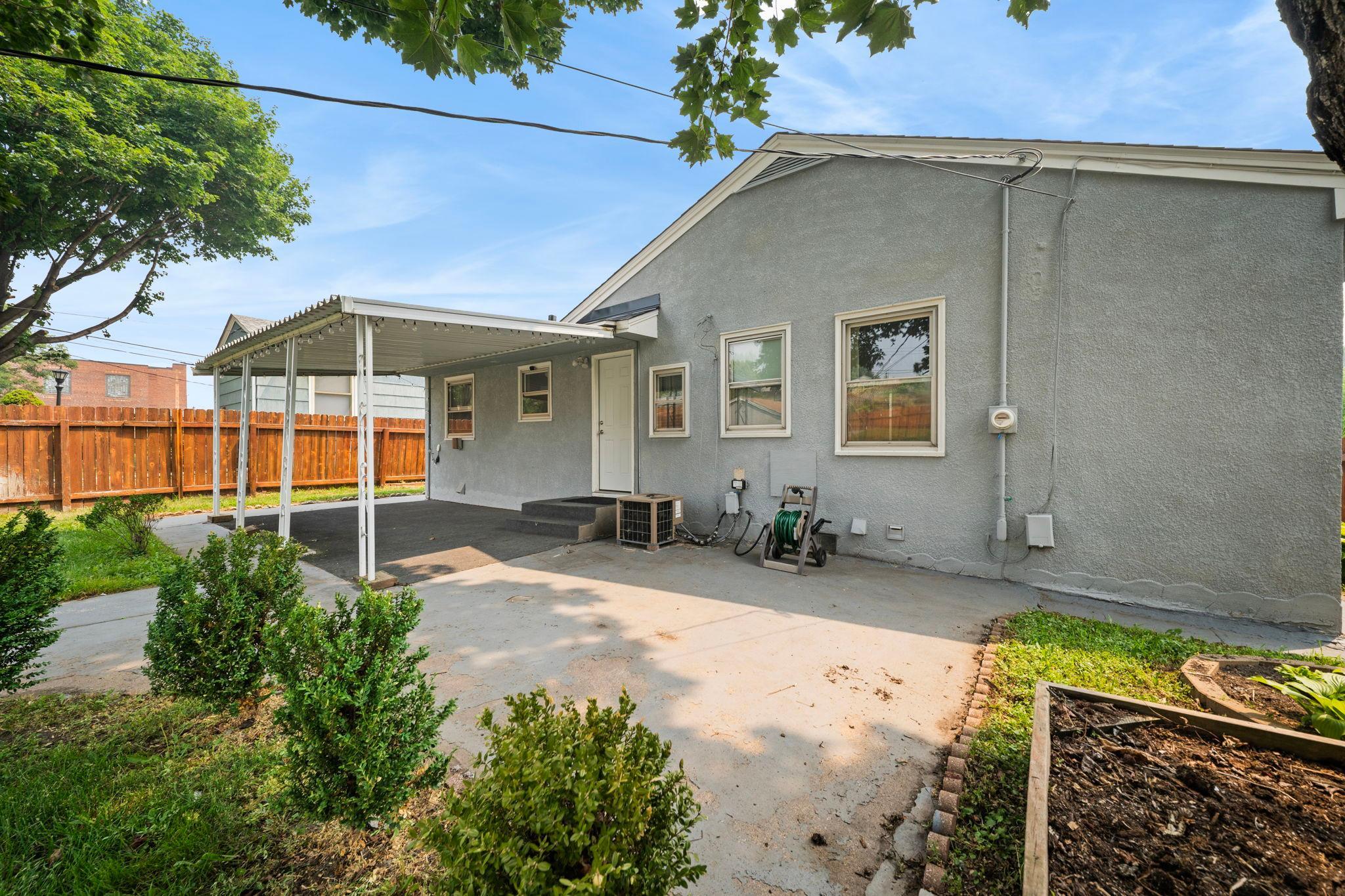 471 White Bear Avenue N Property Photo 43