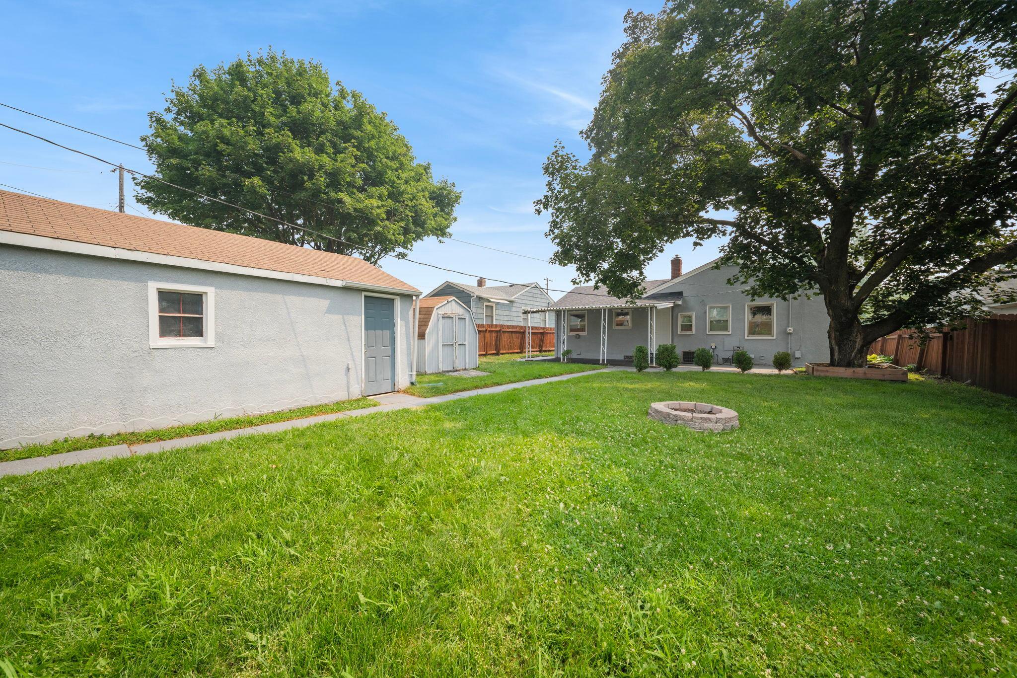 471 White Bear Avenue N Property Photo 46