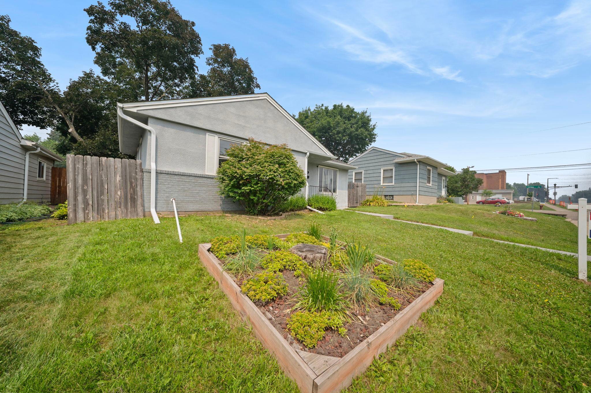 471 White Bear Avenue N Property Photo 57
