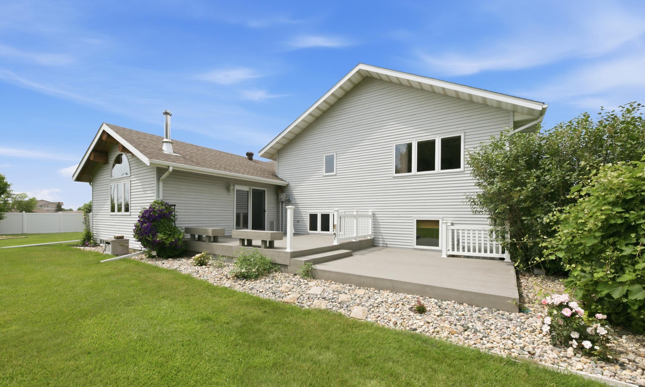 104 Golden Spike Road Property Photo 6