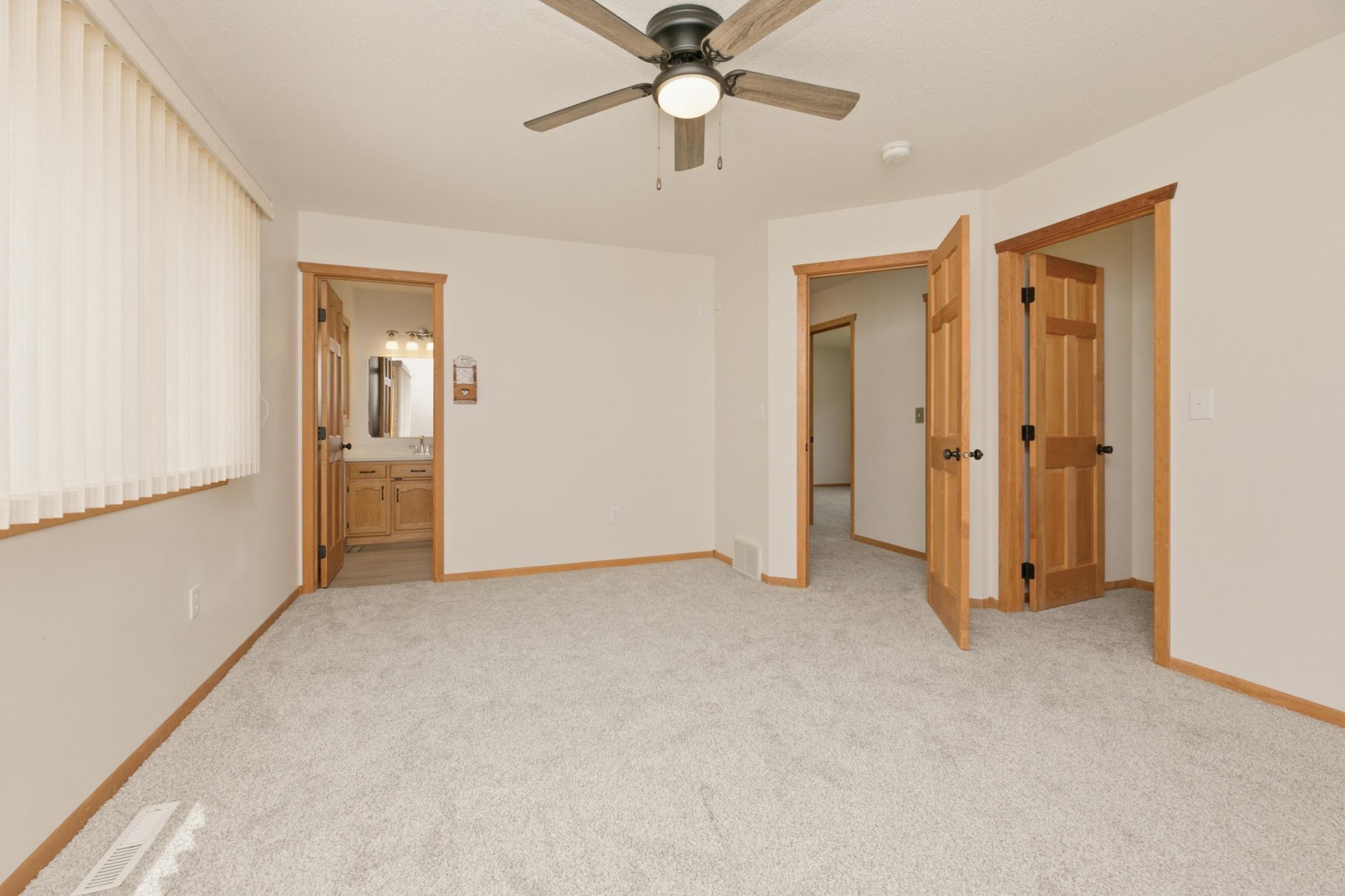104 Golden Spike Road Property Photo 34