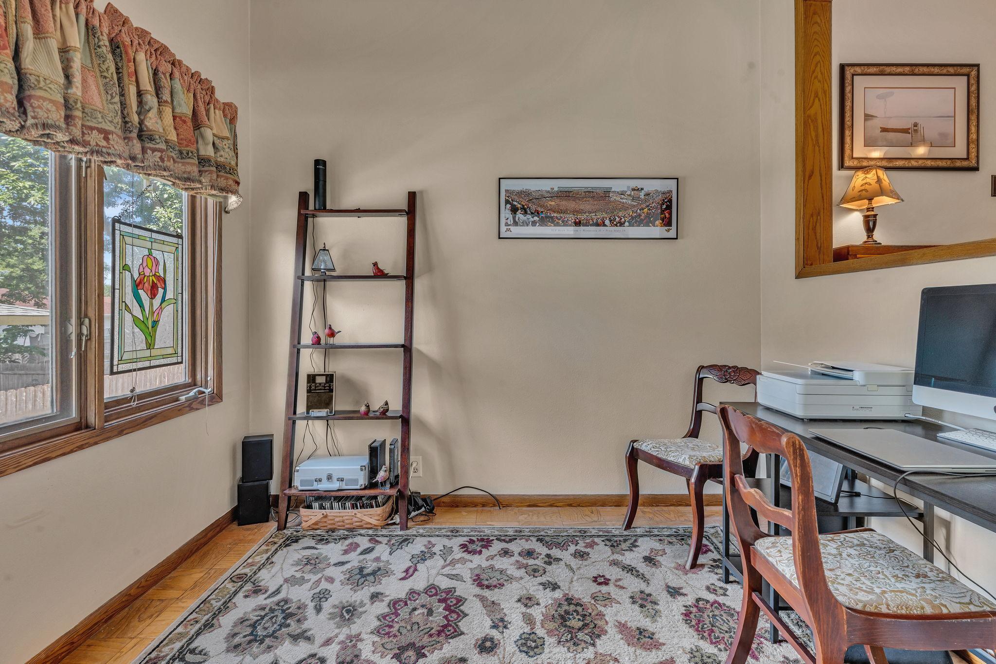 920 Meadow Lane Property Photo 11