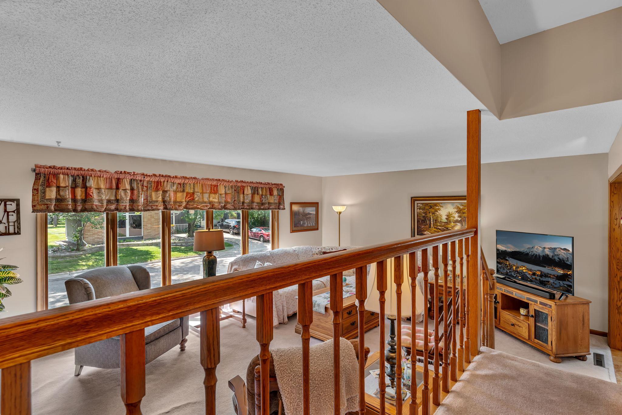 920 Meadow Lane Property Photo 12